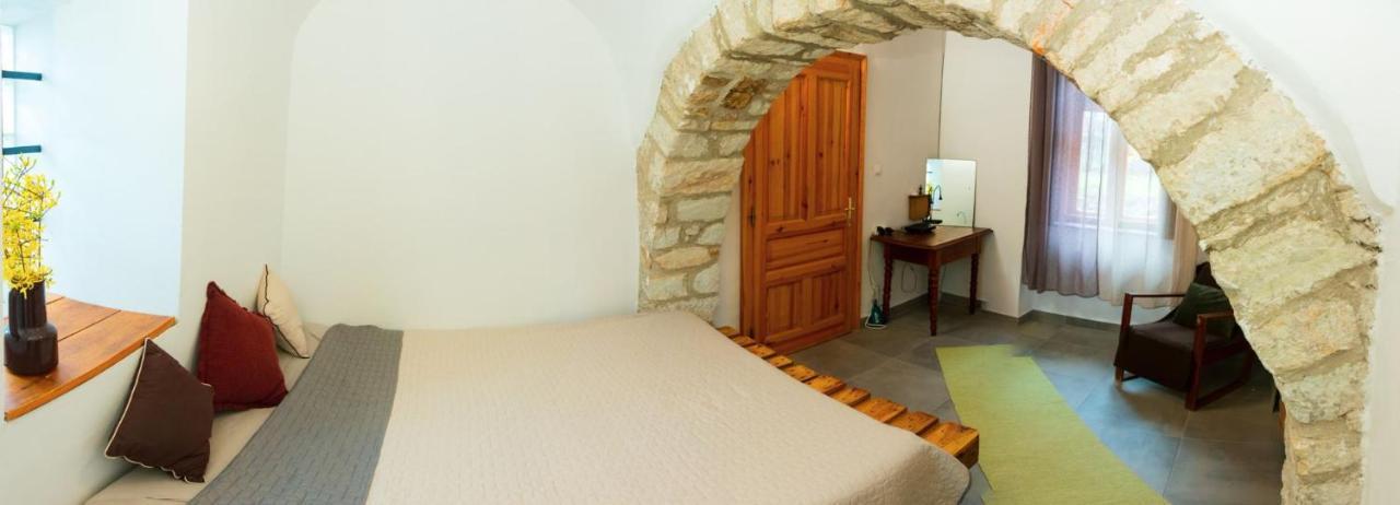 Karadi-Berger Vendeghaz Apartment Erdőbénye Екстериор снимка